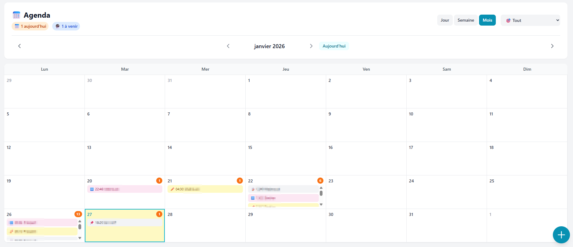 Vue mensuelle de l'agenda Prospect Hub - calendrier avec événements colorés par type