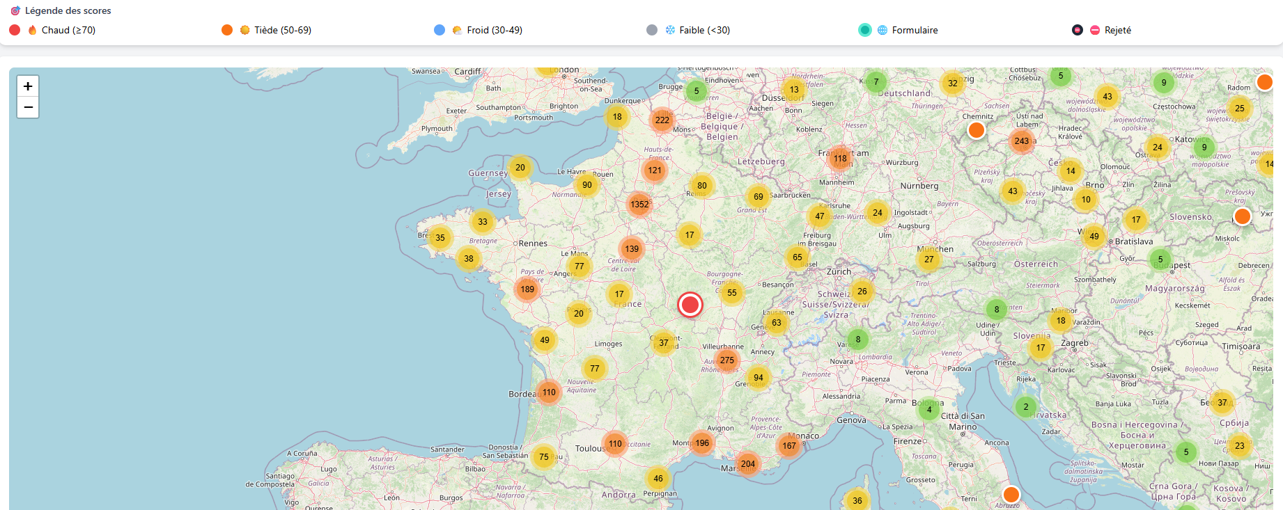 Carte interactive CRM - Vue nationale de tous les prospects en France avec marqueurs colorés par statut